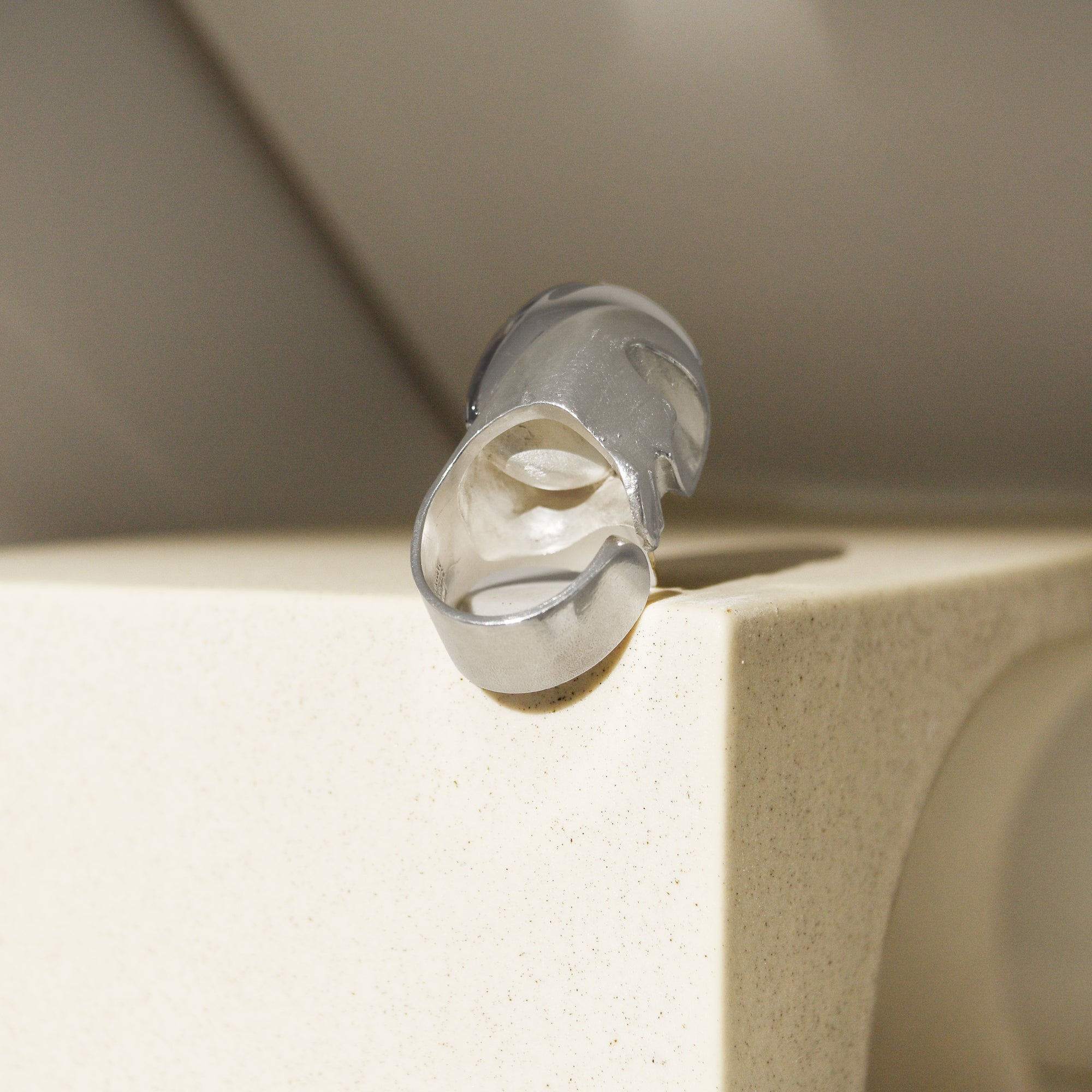 Puristic silver ring - modern and elegant