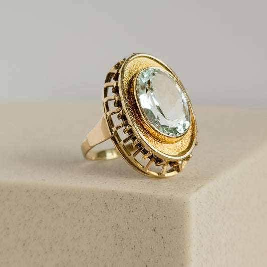 Bezaubernder Vintage-Ring mit Aquamarin in edler Fassung