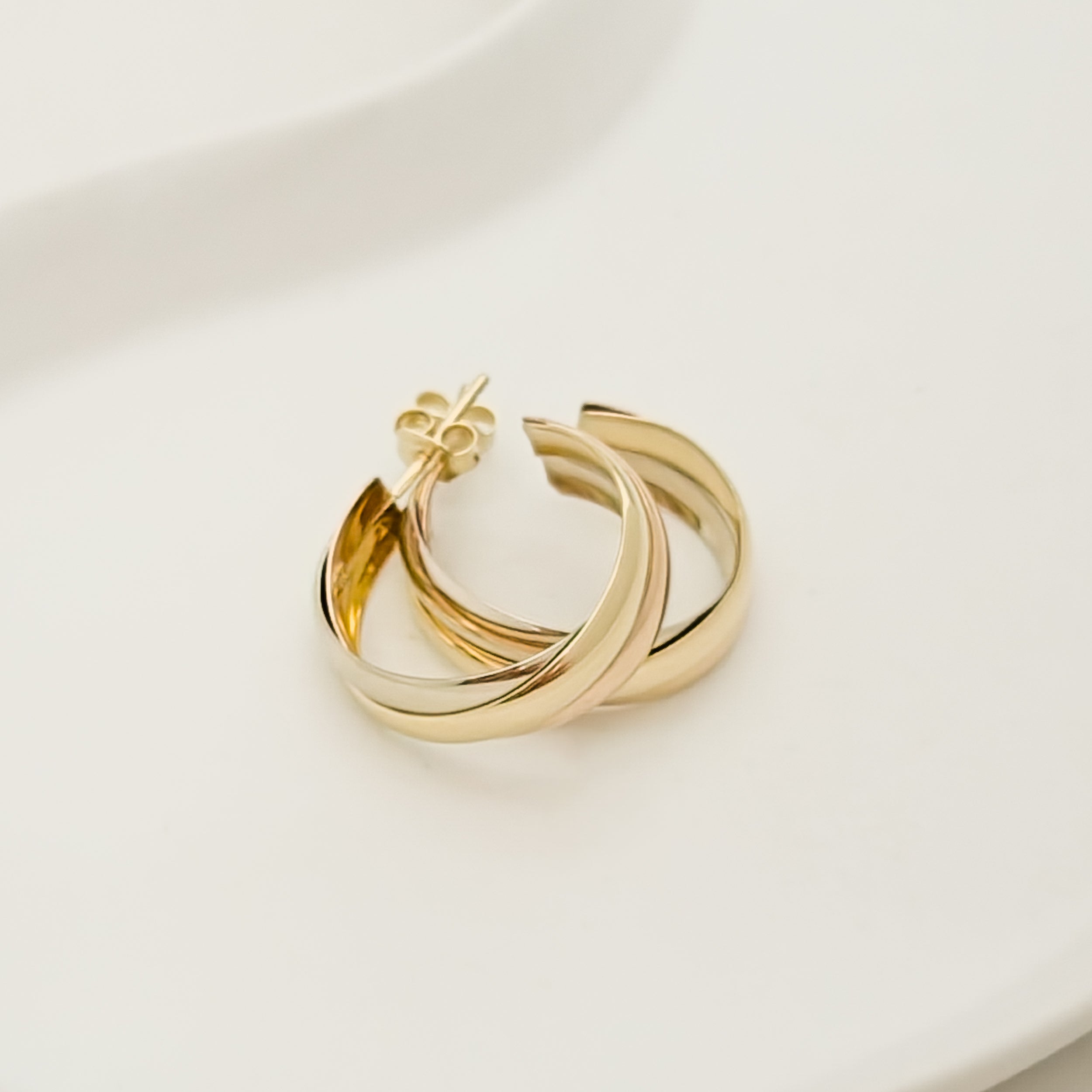 Tricolor-Creolen aus 14 Karat Gold