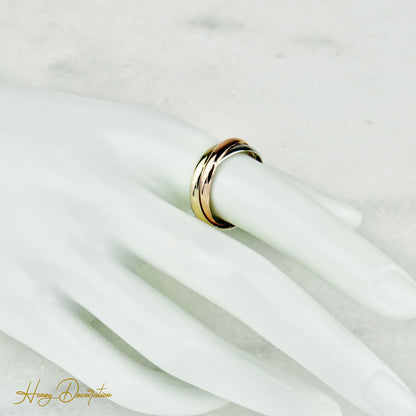 Infinity ring Cartier style made of 8 karat gold