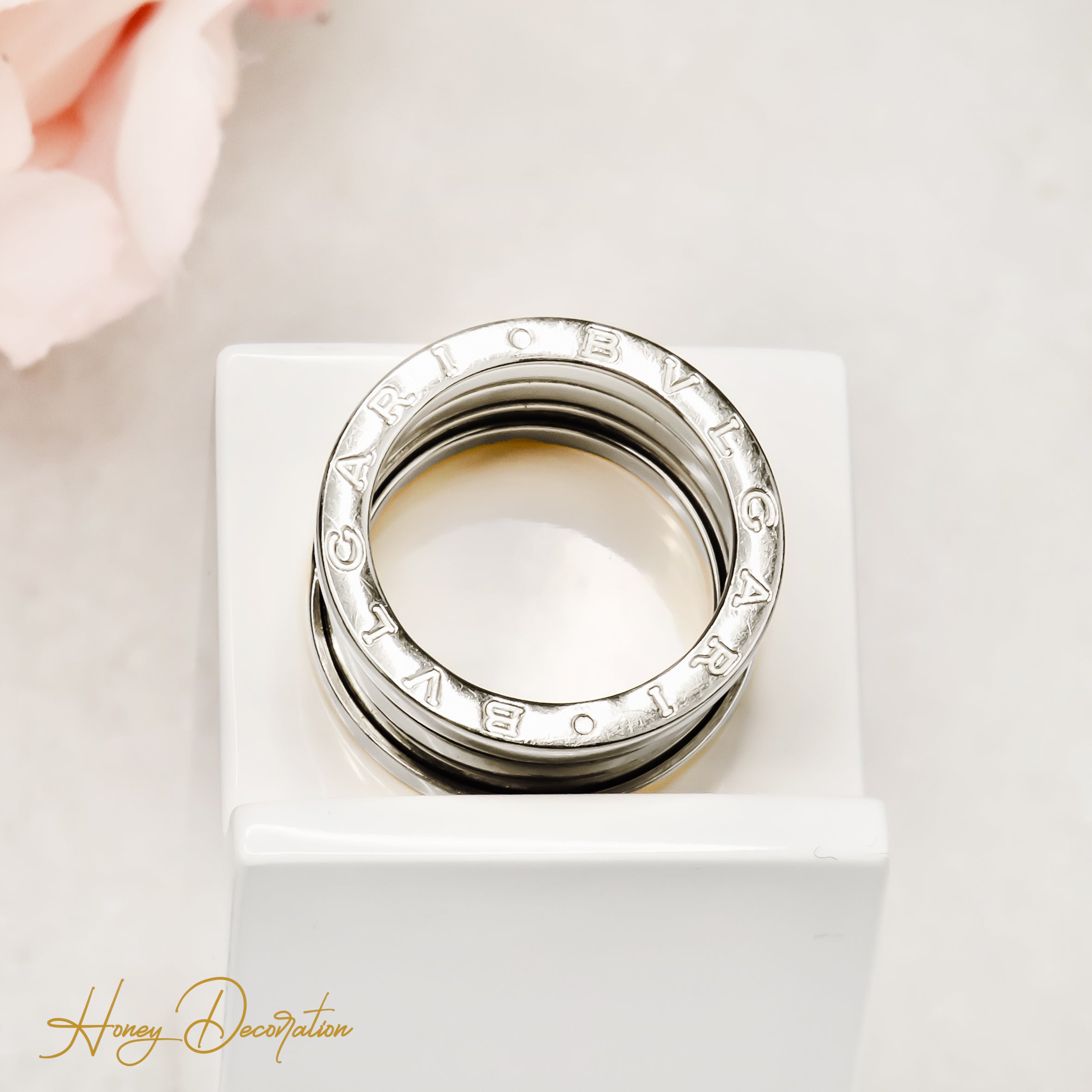 Bvlgari Ring B Zero 1 aus 18 Karat Weißgold