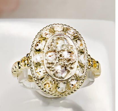 Art Déco Diamanten Ring aus Gold mit Platinfassung