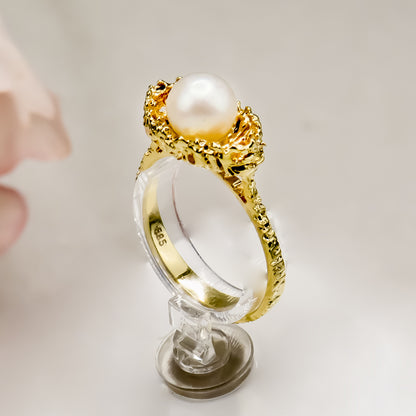Eleganter Perlen-Ring aus 14 Karat Gold