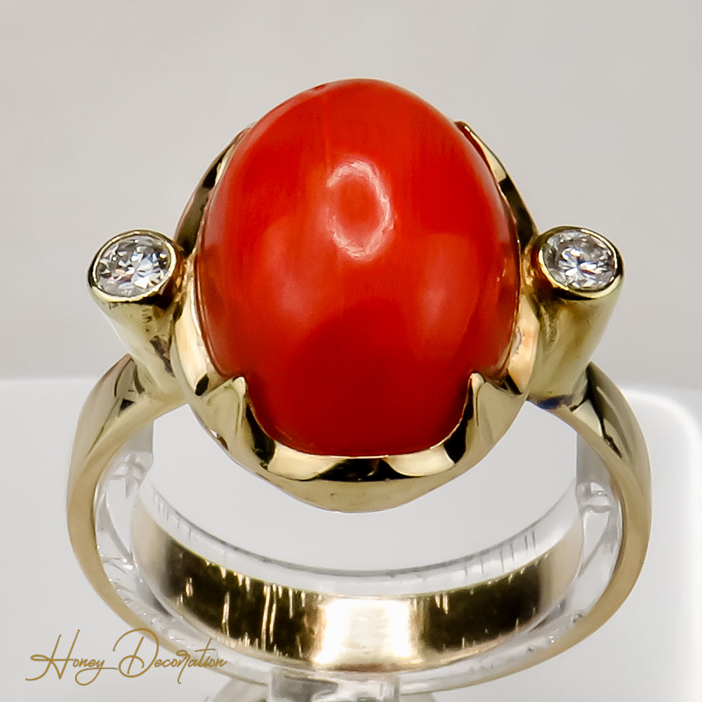 Faszinierender Korallen Ring mit Brillanten