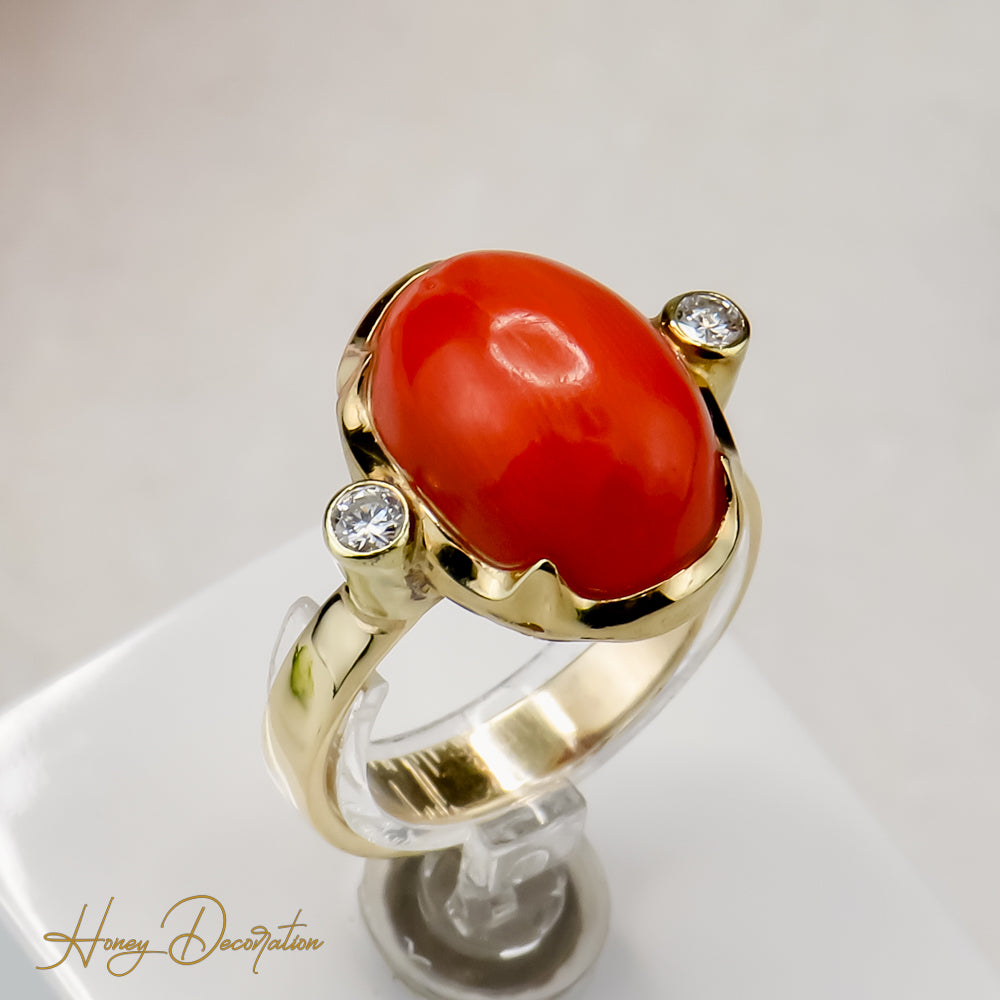 Faszinierender Korallen Ring mit Brillanten