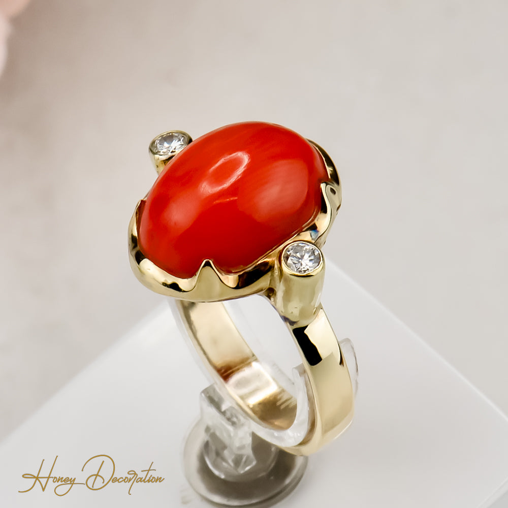 Faszinierender Korallen Ring mit Brillanten