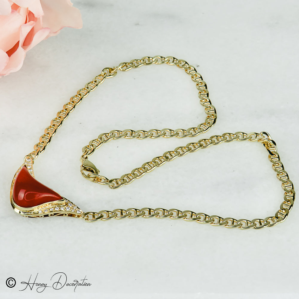 Beeindruckendes Gold-Korallencollier