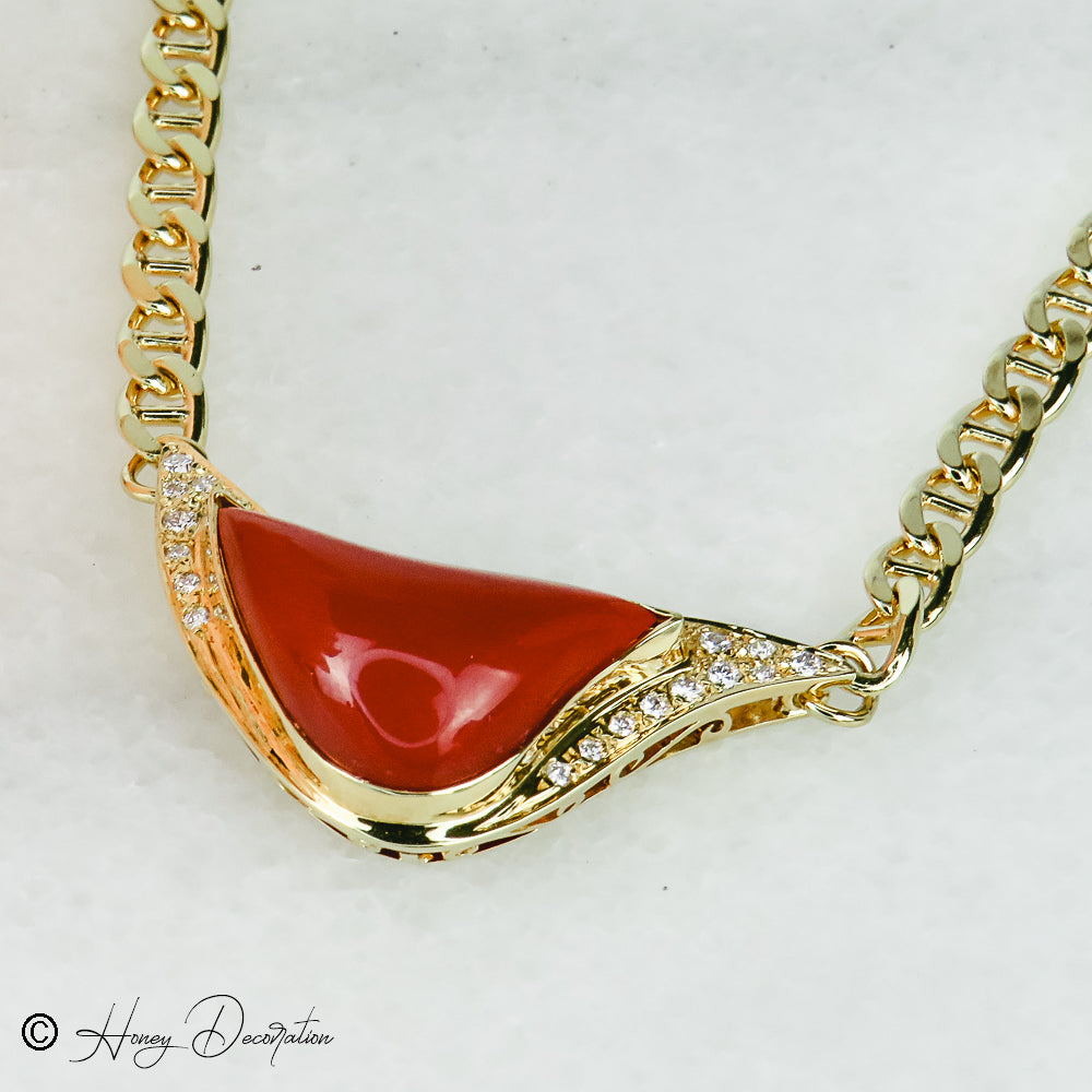 Beeindruckendes Gold-Korallencollier