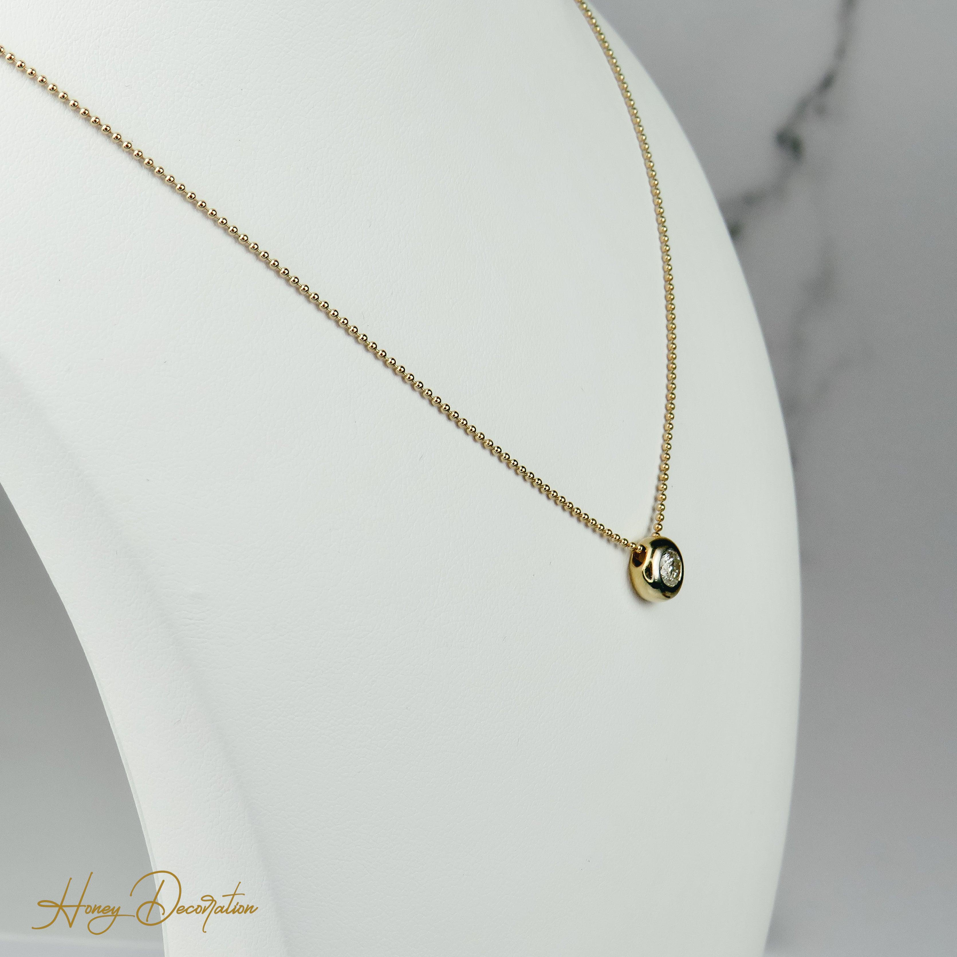 Elegante Goldkette mit Brillantanhänger - Honey Decoration