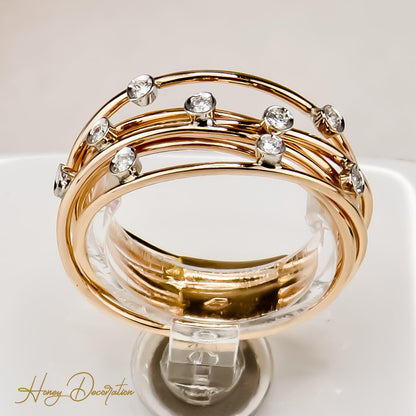 Eleganter Goldschmiede-Ring aus 18 Karat Gold - Honey Decoration
