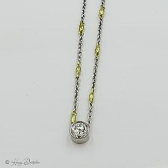 Edle Kette aus Gold mit Brillanten - Honey Decoration