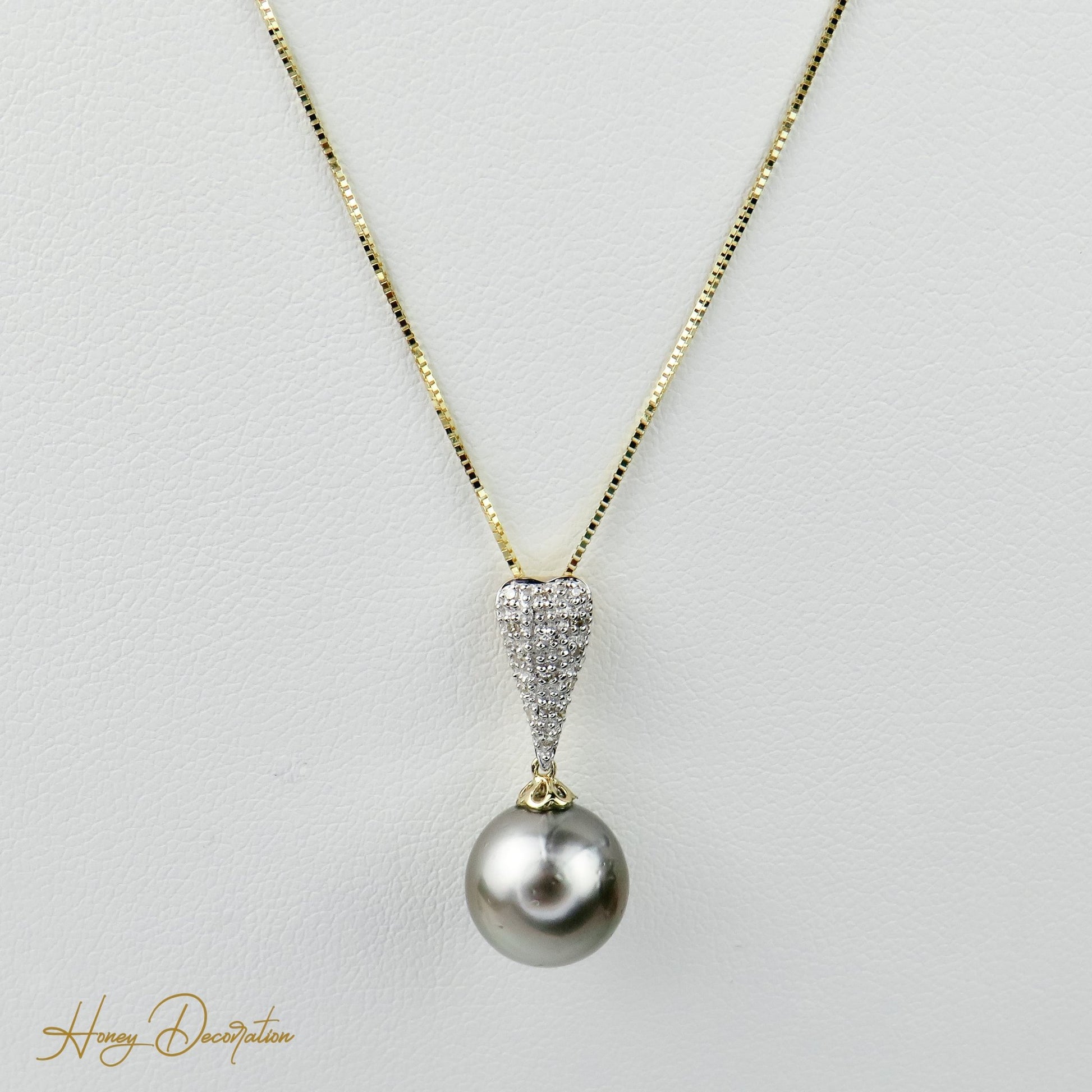 Edle Vintage-Kette aus 14 K Gold mit Perlen Anhänger - Honey Decoration