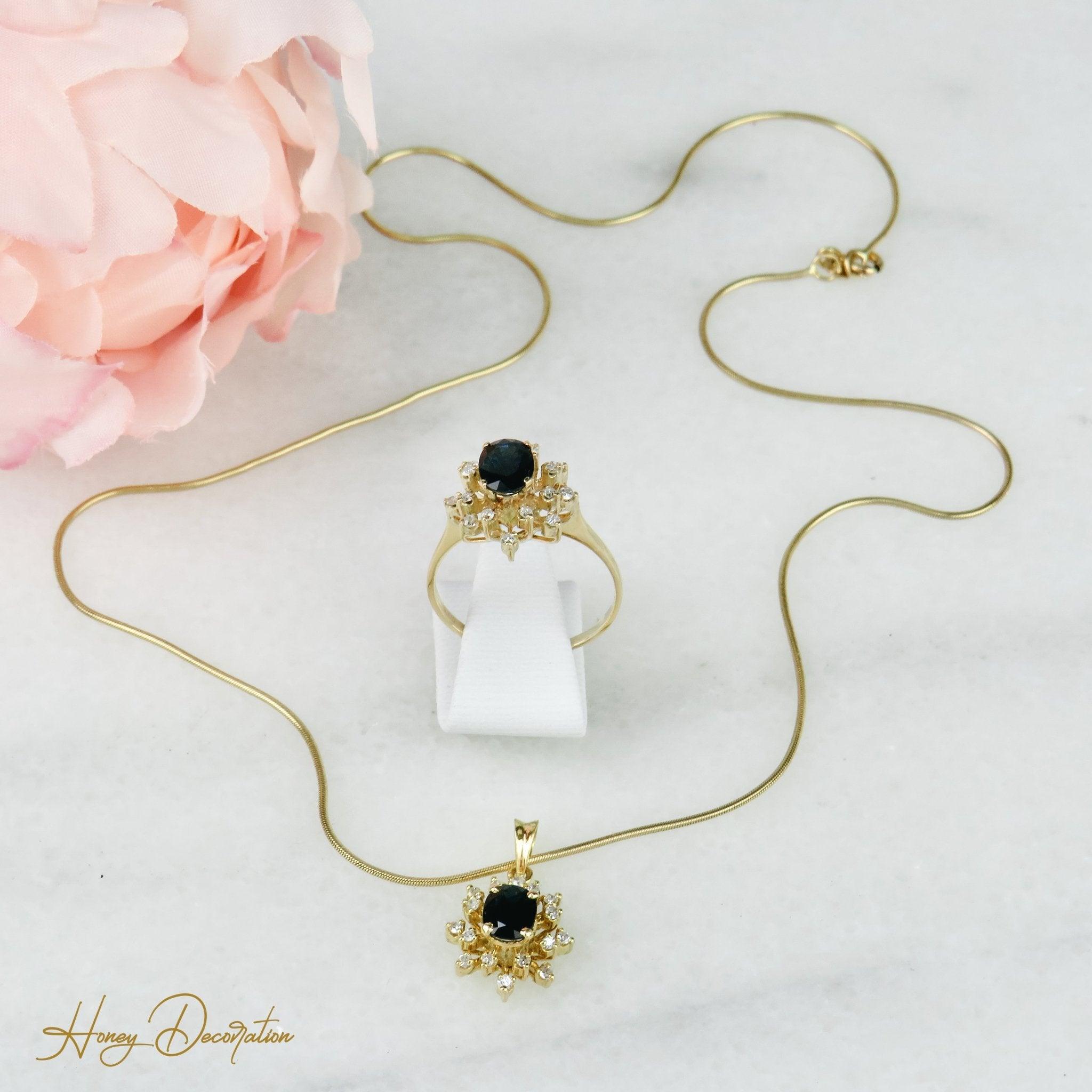 Edles Schmuckset aus 14 Karat Gold mit Brillanten & Saphiren - Honey Decoration