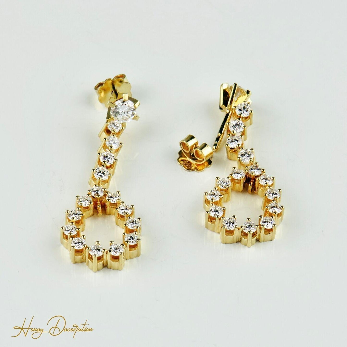 Prächtige Ohrringe aus 750 Gold besetzt mit Brillanten - Honey Decoration