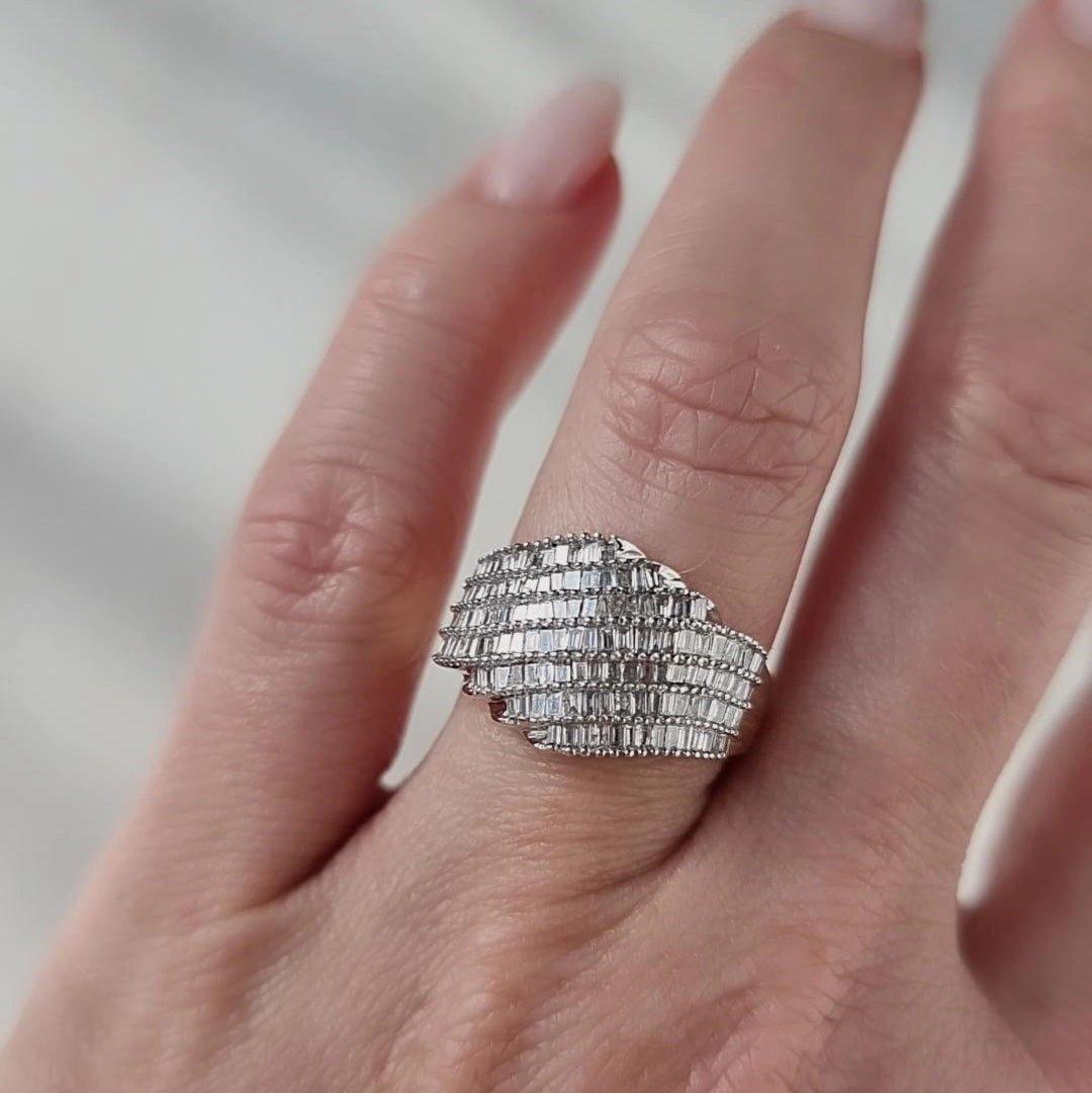 Prächtiger Goldring aus 585 Gold mit Diamanten - Honey Decoration