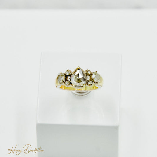 Prächtiger Jugendstil Ring mit Diamant im Rosenschliff - Honey Decoration