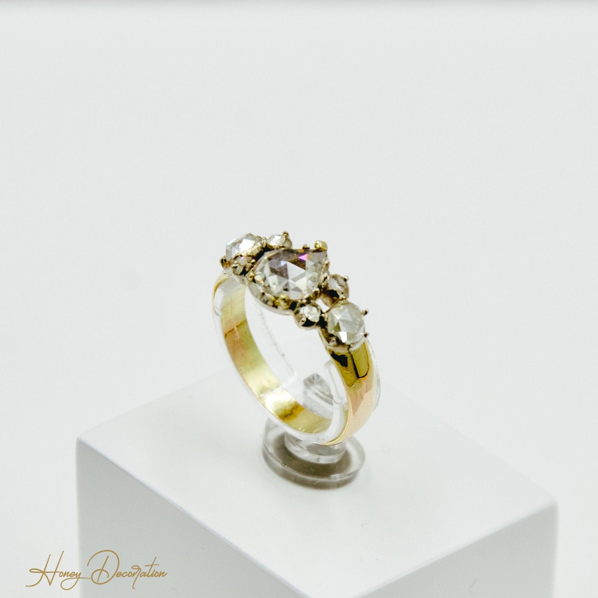 Prächtiger Jugendstil Ring mit Diamant im Rosenschliff - Honey Decoration
