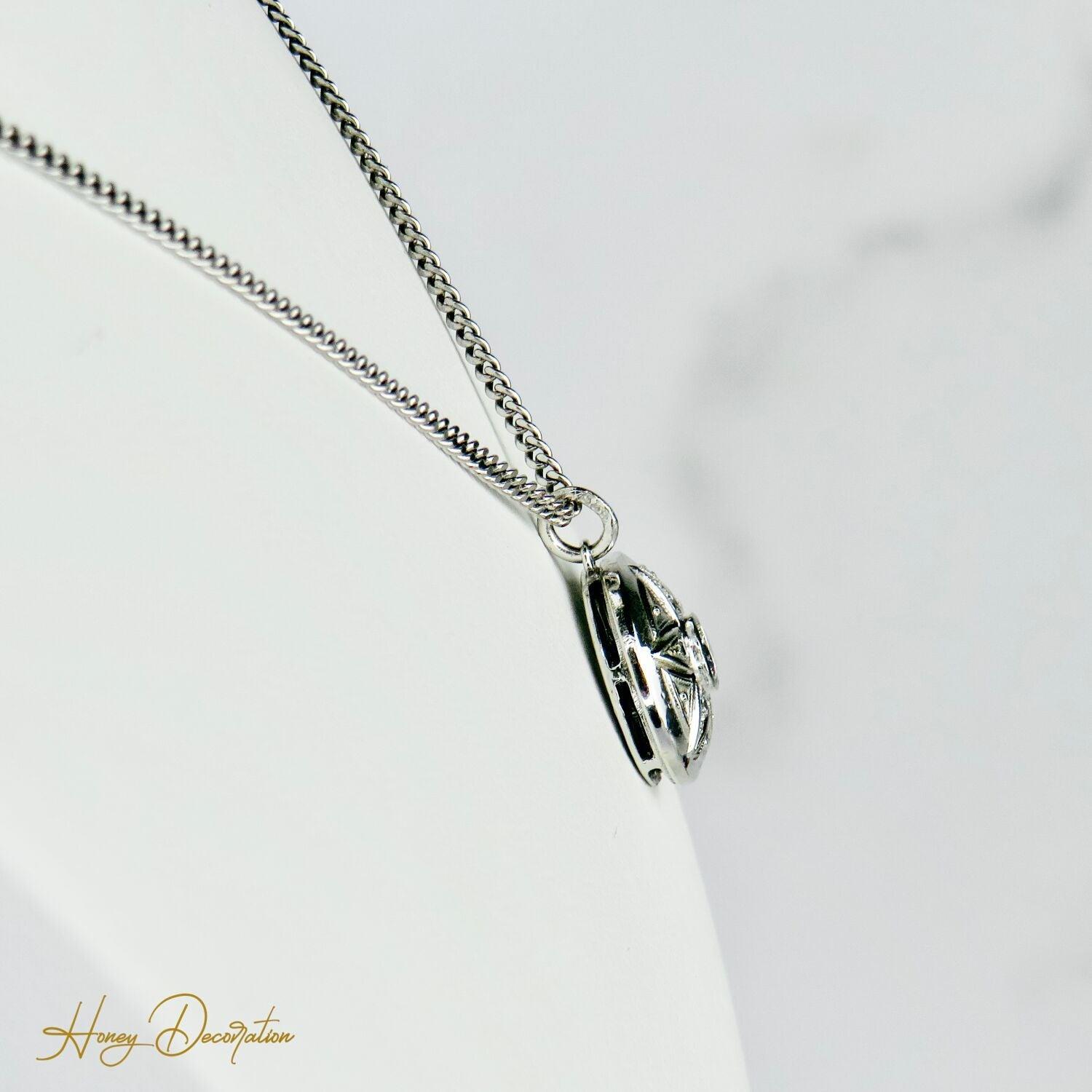 Schöner Vintage-Anhänger aus 14K Weißgold mit Diamanten - Honey Decoration