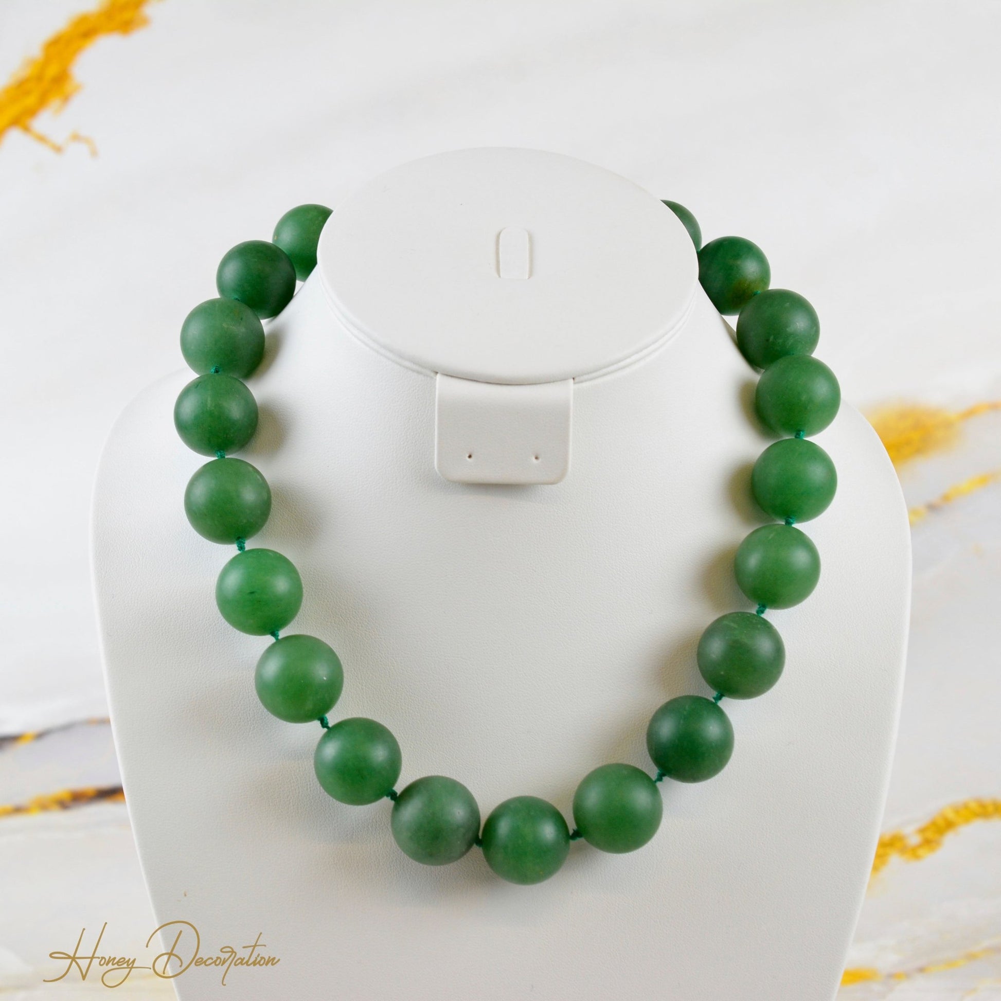 Tolle Jade-Kugelkette - Honey Decoration