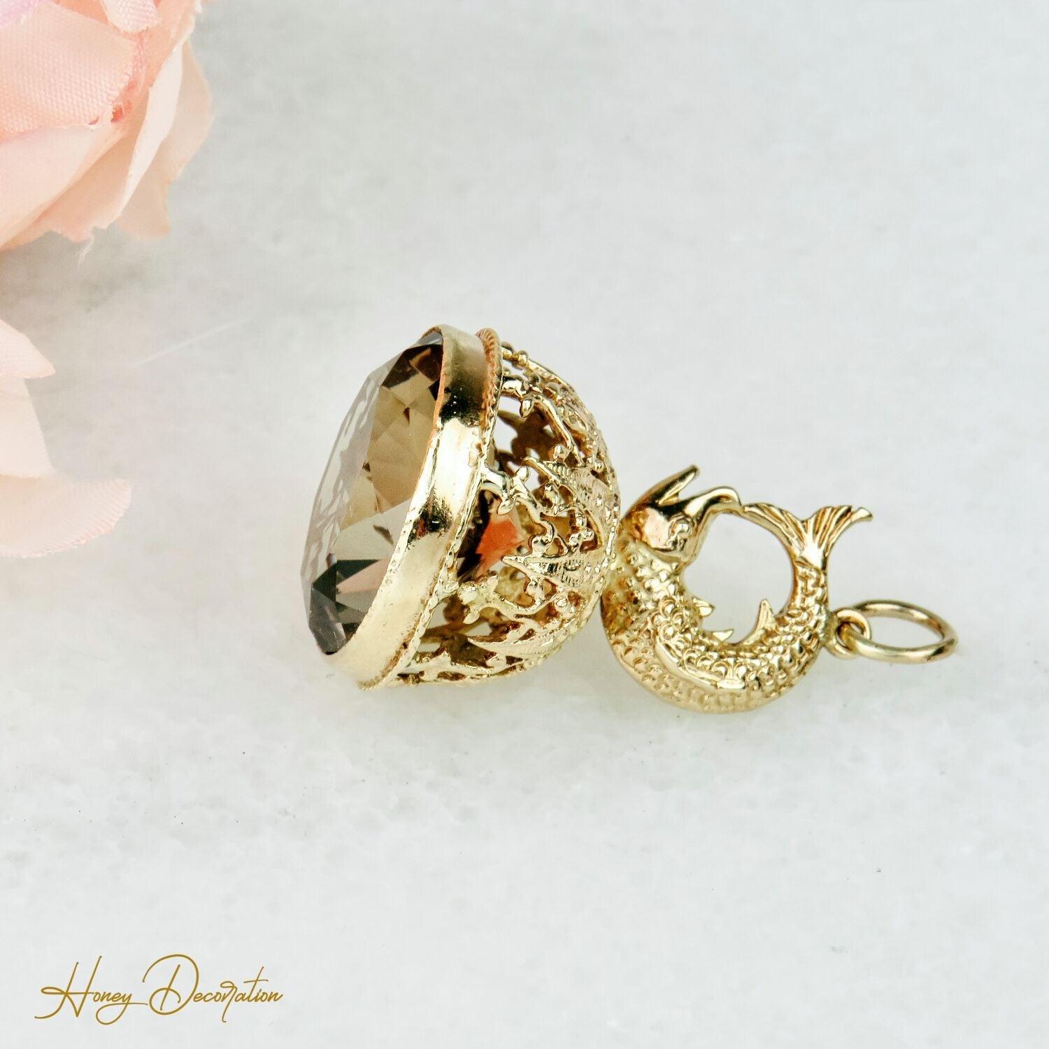 Vintage-Anhänger aus 375 Gold mit Rauchquarz - Honey Decoration