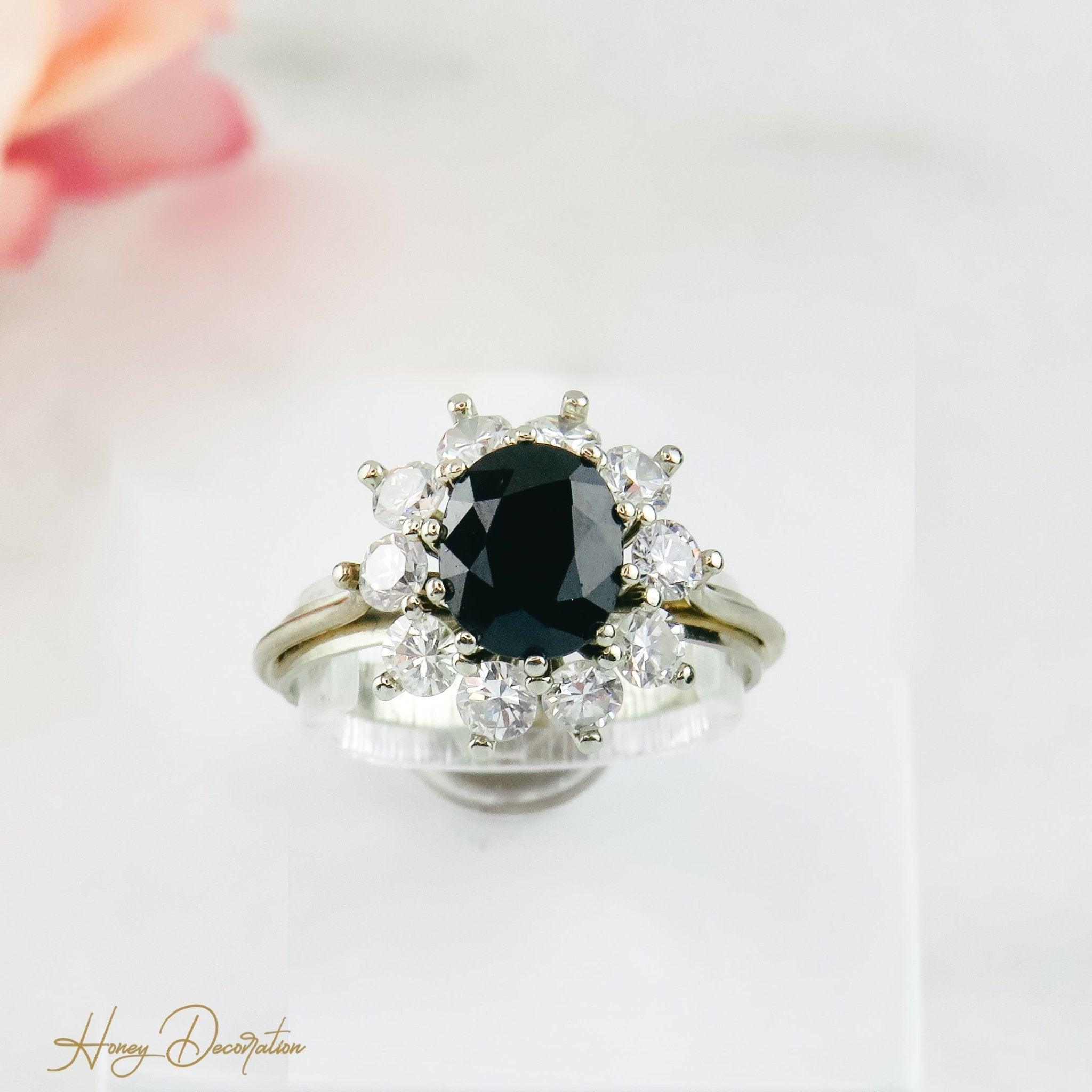 Weißgoldring mit Brillanten und Saphiren - Honey Decoration