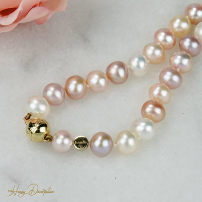 Wunderschöne rosa Perlenkette mit 18K Gold-Schließe - Honey Decoration